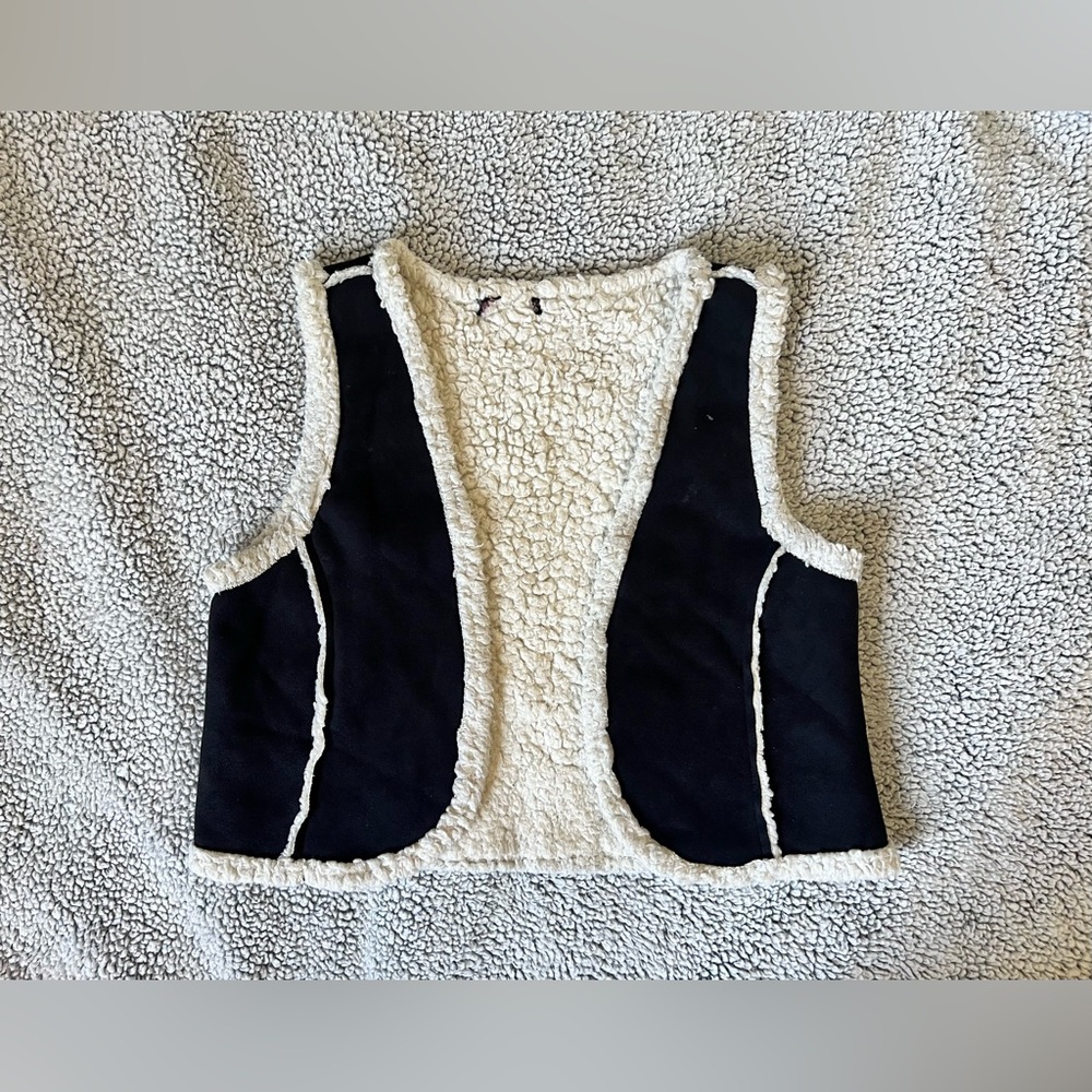 Vintage Black and White Faux Fur Sherpa, Y2K Vest